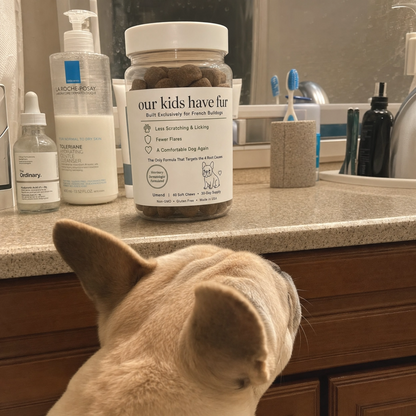 Bathroom counter with Frenchie and Umend